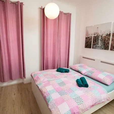 Optim Apartament *